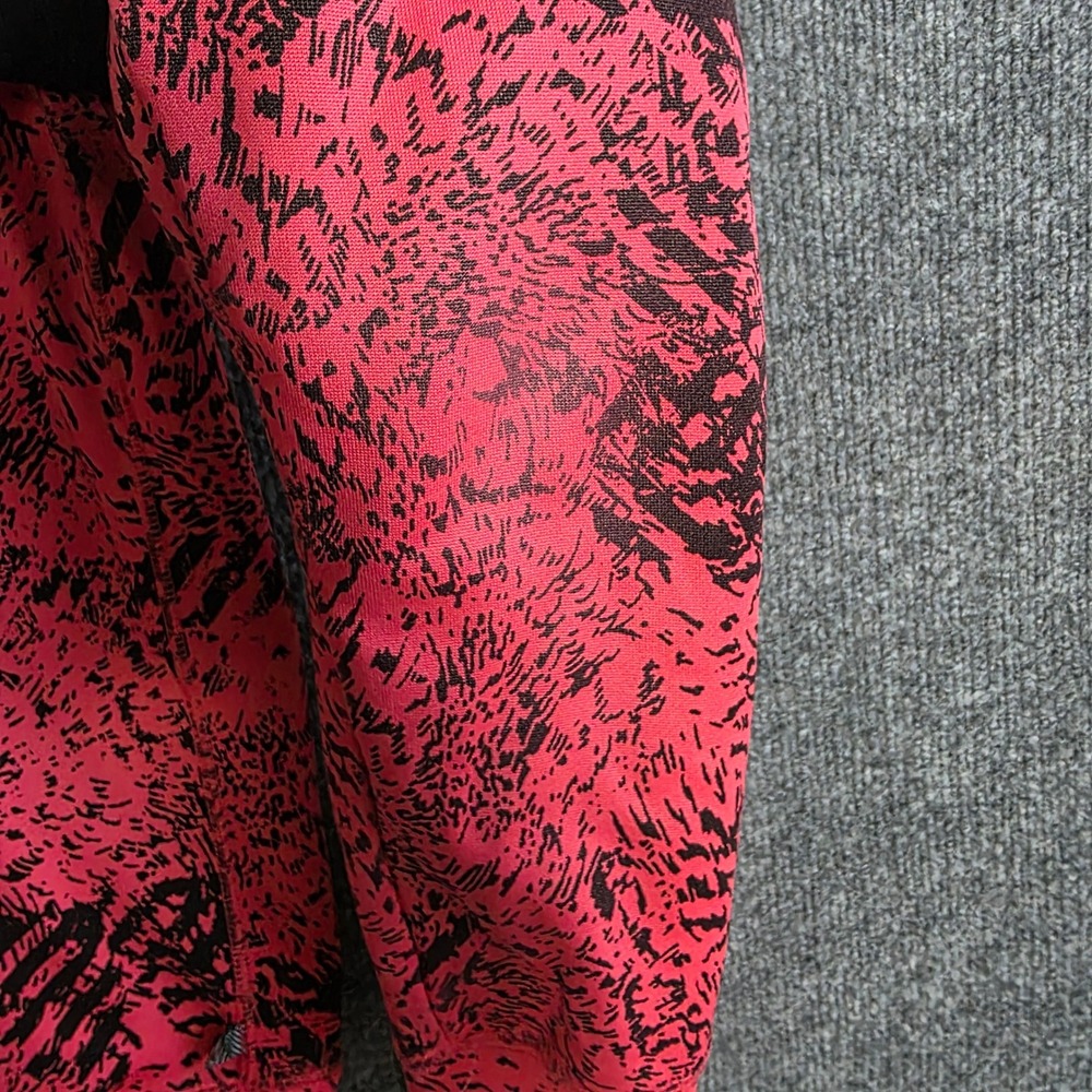 Vintage Volcom Women Red Black Animal Print Zip Up Hoodie Fleece Jacket Ski Snow - Picture 15 of 15